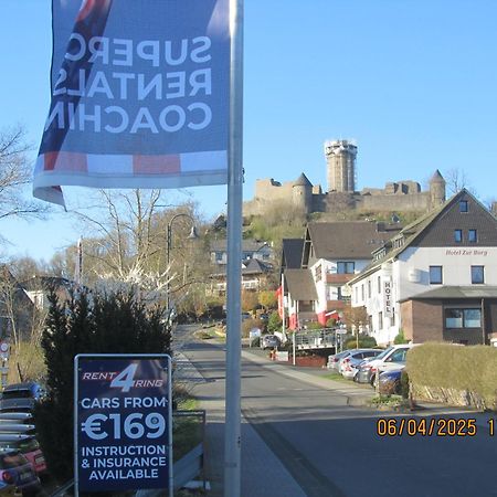 Hotel Zur Burg Nuerburg エクステリア 写真