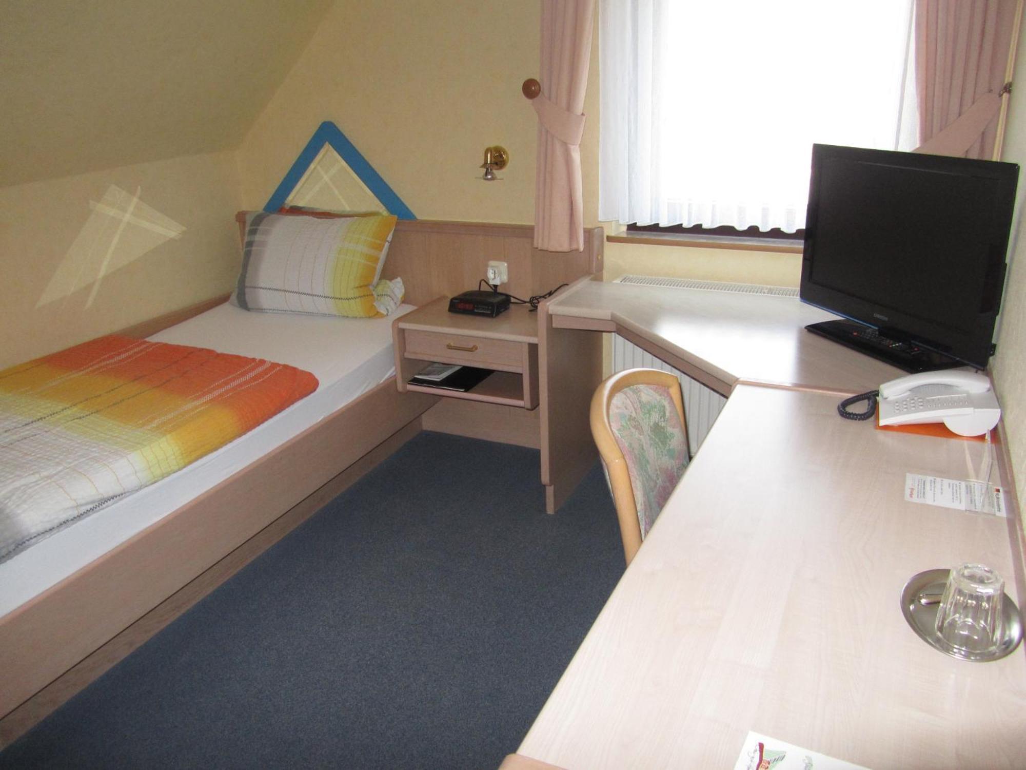 Hotel Zur Burg Nuerburg 部屋 写真